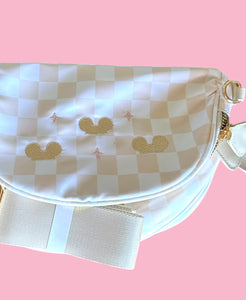 Fanny pack *very minor oopsie* (ready to ship sale)